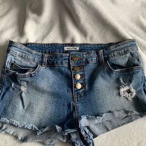 BILLABONG Buttoned-Up Mid Rise Frayed Hem Denim Shorts